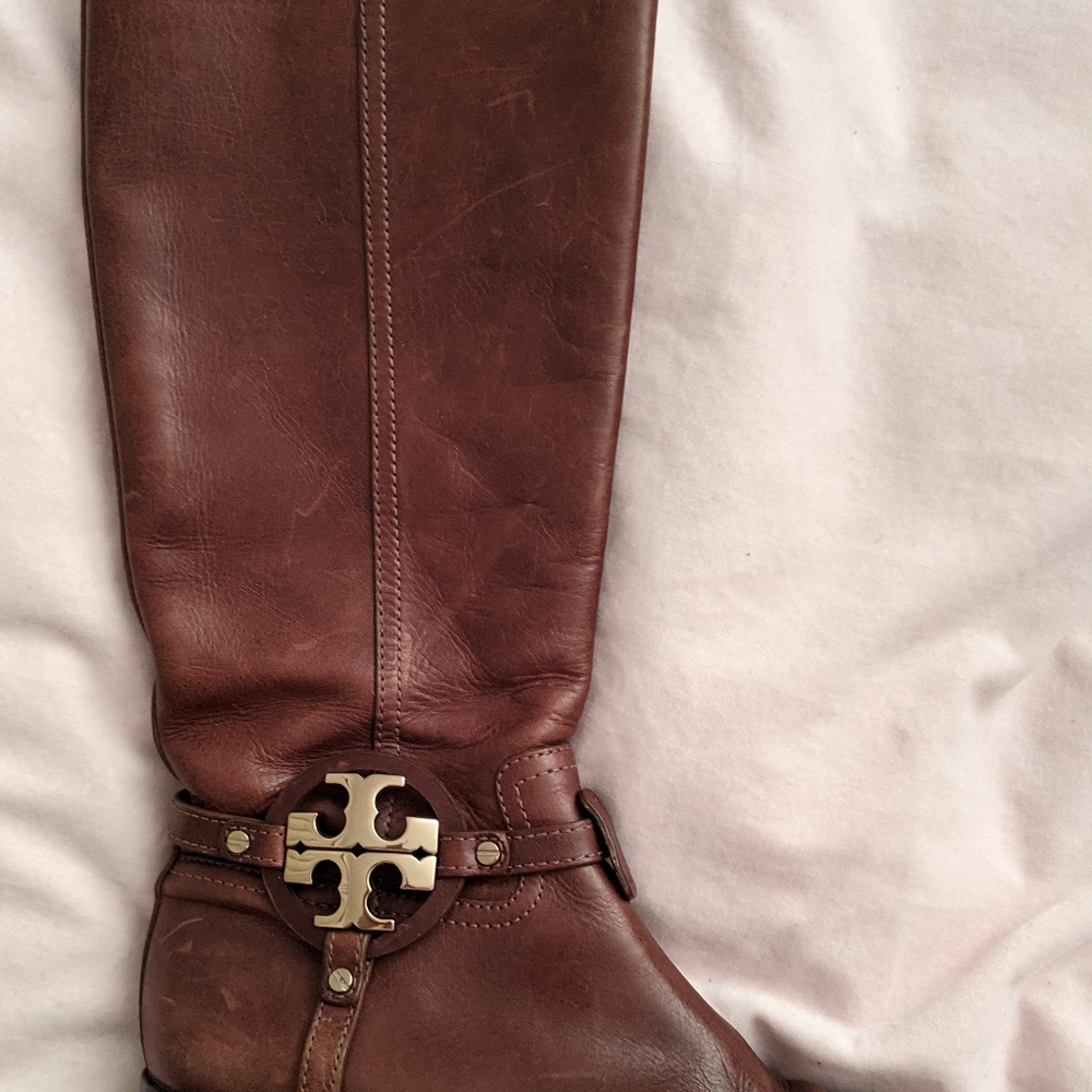 Tory Burch brown leather boots. 8.5 - Picture 7 of 9